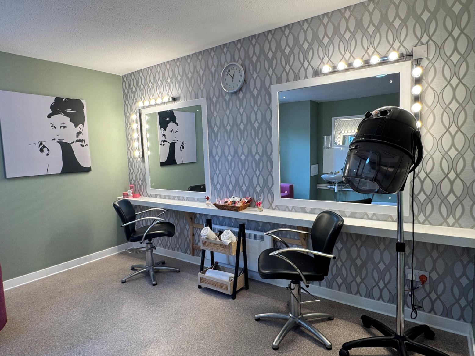 hair salon